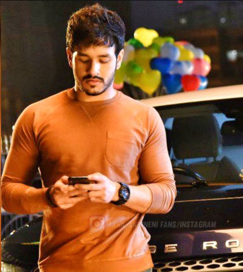 Akhil Akkineni Hd Pics, Akkineni Akhil, Wadding Dress, Geetha Govindam, Boys Hairstyle, Akhil Akkineni, Dj Movie, Best Love Pics, Prabhas Actor