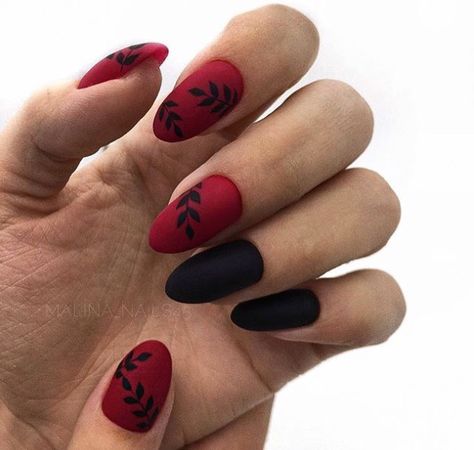 Black And Red Fall Nails, Matte Red Nails Design, Red And Black Nails Design Classy, Red And Black Almond Nails, Black Almond Nail Designs, Nail Designs Chic, Matte Red Nails, Nail Art Noir, Full Nails