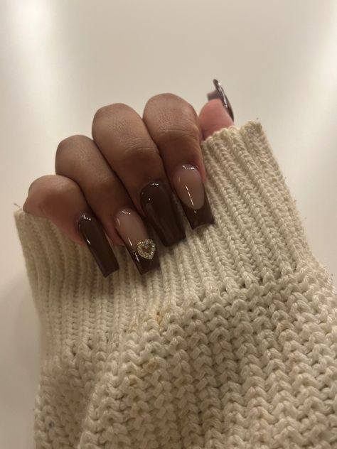 Burgundy Acrylic Nails, Christmas Burgundy, Nails Designs Ideas, Burgundy Nail Designs, Acrylic Nail Designs Coffin, Brown Acrylic Nails, Wine Nails, Hippie Nails, Punk Nails