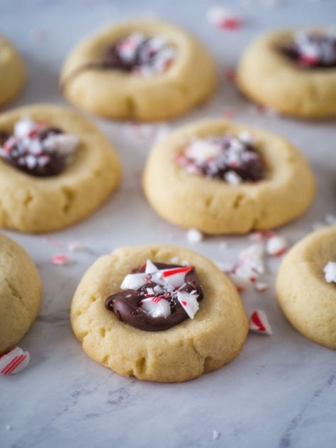 Peppermint Thumbprint Cookies, Cookies Thumbprint, Peppermint Cookie, Crushed Candy Cane, Chocolate Thumbprint Cookies, Crushed Peppermint, Chocolate Peppermint Cookies, Tasty Cookies, Chocolate Festival