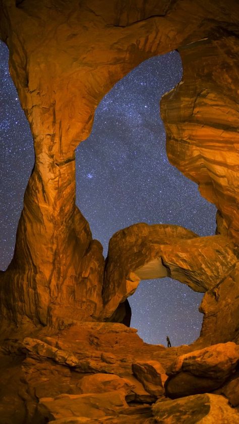 Utah Travel, Utah National Parks, Arches National Park, Travel Images, Moon Art, Be Inspired, Nature Pictures, Beautiful World, Beautiful Landscapes