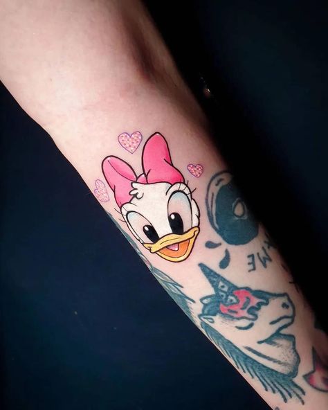 Daisy Tattoo Daisy Duck Tattoo, Duck Tattoos, Elements Tattoo, Daisy Tattoo, Rotary Tattoo Machine, Tattoo Black, Tattoo Needles, Tattoo Kits, Daisy Duck