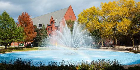 #32 Eat lunch by the fountain outside of Curtin Hall. Uw Milwaukee, Stuff For College, Fall Scenes, Snap Photos, Architecture Quotes, Campus Life, Outdoors Tattoo, Old Trains, Eat Lunch