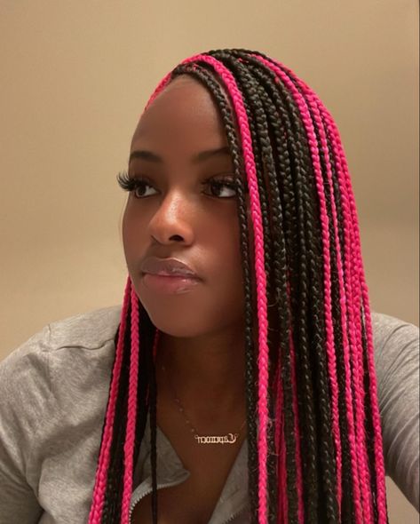 Hot Pink And Black Braids With Curls, 2 Color Box Braids Black Women, Hot Pink And Black Knotless Braids, Knotless Box Braids Pink And Black, Pink Black Knotless Braids, Black Box Braids With Pink Highlights, Pink Black And Brown Braids, Dark Pink And Black Braids, Black N Pink Braids