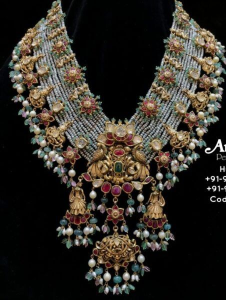 Moti Jewellery, Bindi Designs, Unique Wedding Jewelry, Gutta Pusalu, Pearl Mala, Indian Bridal Jewelry, Indian Wedding Jewelry Sets, Gold Temple Jewellery, Antique Necklaces Design