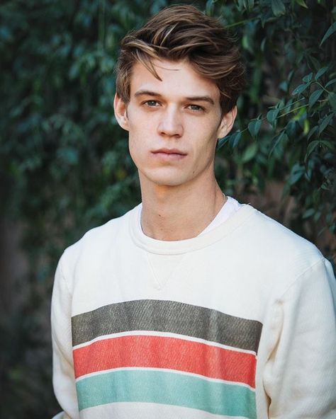 Colin Ford (@colinford) • Instagram-fényképek és -videók Young Sam Winchester, Colin Ford, Ford Mustang 1967, Ford Lightning, Ford Ranger Wildtrak, Lita Ford, Ford Fiesta St, Ford Mustang Shelby Gt500, Ford Logo