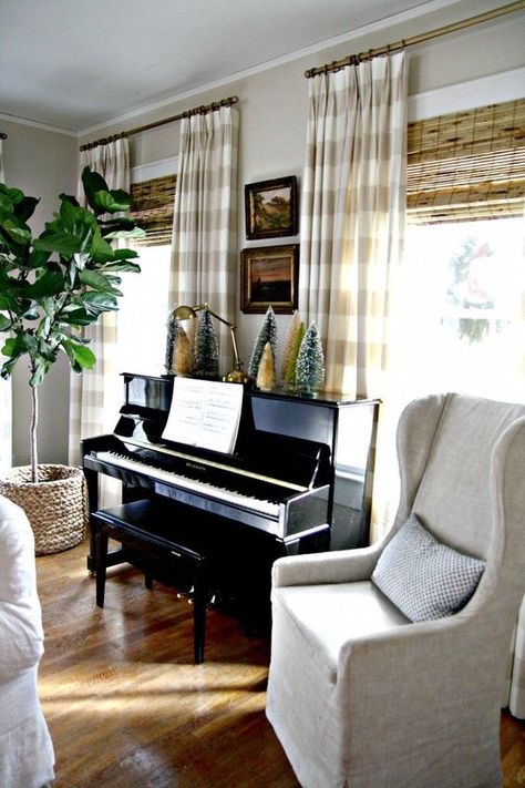 How to Decorate Around Your Piano | Blog | Lindeblad Piano Piano Room Decor, Piano Living Rooms, Piano Decor, Piano Room, Bamboo Shades, Christmas Decorations Living Room, Christmas Living Rooms, Living Room Remodel, Livingroom Layout