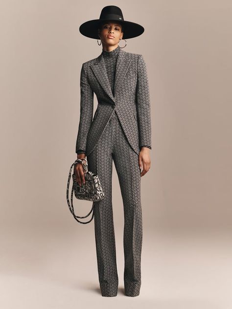 Zendaya's New Collection Is Basically a Guide to Dressing Like You Have Your Sh*t Together Mode Zendaya, Woman Suit Fashion, Moda Vintage, Suit Fashion, Looks Style, Business Outfits, Fashion Outfit, Style Board, Cute Casual Outfits