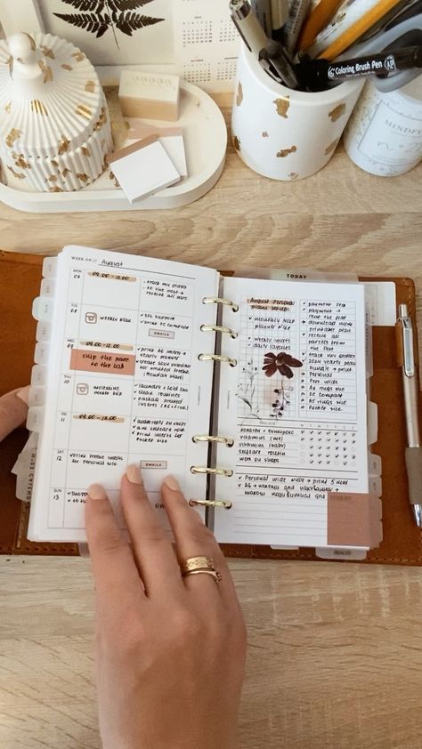 Printable Planner Inserts (@plannerroomshop) • Instagram photos and videos 6 Ring Planner, A6 Planner Ideas, Planner Decorating Ideas, Everyday Aesthetic, Franklin Planner, A6 Planner, Journal Business, Ring Planners, Study Stuff