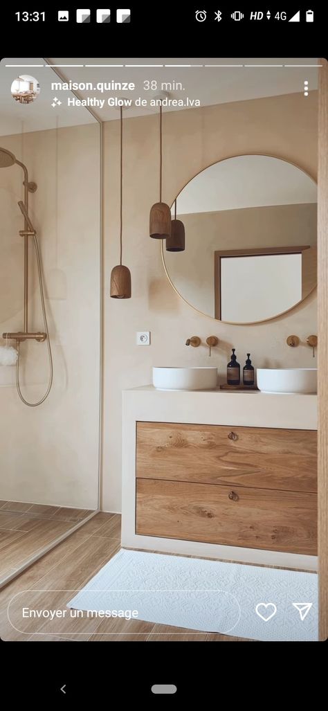 Beige En Suite, Deco Ibiza Inspiration, Bali Bathroom Interior Design, Boho Neutral Bathroom, Bali Inspired Bathroom, Bali Style Bathroom, Bali Bathroom Ideas, Small Neutral Bathroom, Mallorca Bathroom