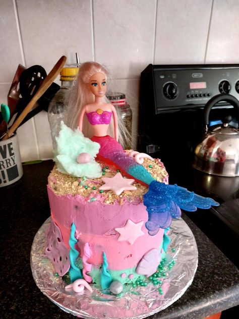 Mermaid Doll Cake, Mermaid Barbie Cake, Mermaid Barbie, Barbie Doll Cakes, Barbie Cake, Under The Sea Theme, Mermaid Dolls, Doll Cake, Sea Theme