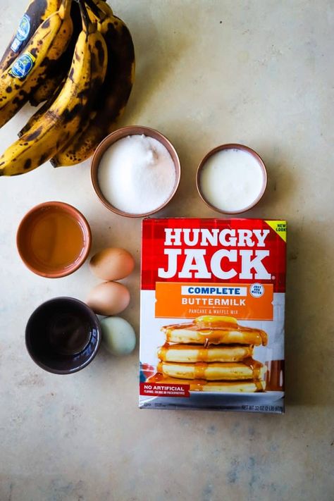 Ingredients to make the quick loaf including box of hungry jack pancake mix. Hungry Jack Pancake Mix Recipes, Pancake Banana, Hungry Jack Pancakes, Pumpkin Pancake Mix, Krusteaz Pancake Mix, Easy Banana Pancakes, Pancake Mix Recipe, Hungry Jacks, Paula Dean