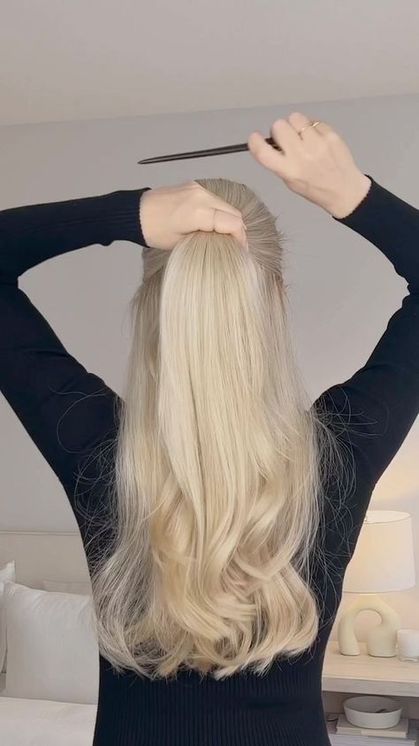 3.2K reactions · 5 comments | Easy half up hairstyle with a hair stick❤️ @alexgaboury | WAKE UP AND MAKEUP | wakeupandmakeup · Original audio Hairstick Hairstyles, Bow Hairstyle, Peinados Fáciles Para Cabello Corto, Long Blonde, Hairdo For Long Hair, Hair Stylist Life, Hair Stick, Easy Hairstyles For Long Hair, Half Up Hair