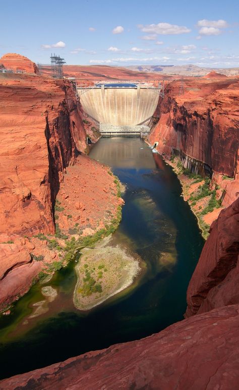 Lake Powell Arizona, Hydroelectric Power Plant, Glen Canyon Dam, Hydroelectric Dam, Glen Canyon, Arizona Road Trip, Las Vegas Vacation, Mystical Places, Lake Powell