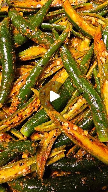 Green Chilli Pickle Recipe, Green Chilli Recipes, Chilli Pickle Recipe, Mirch Ka Achar, Achari Paneer, Achar Recipe, Green Chilli Pickle, Chilli Pickle, Mohit Chauhan