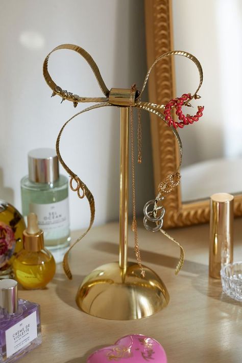 Michaela Bow Jewelry Stand