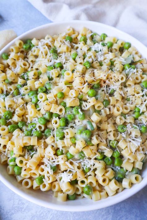 white bowl with ditalini pasta with cheese and peas Pasta And Peas, Pasta Peas, Traditional Italian Pasta, Ditalini Pasta, Traditional Italian Dishes, Bacon Pasta, Pea Recipes, Pasta Dinners, Perfect Pasta