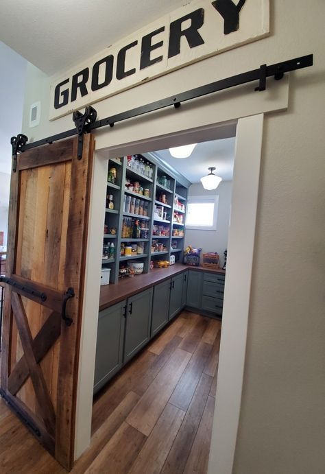 Bedroom Into Pantry, Farmhouse Pantry Design Walk In, Walk In Farmhouse Pantry, Pantry Room Design Walk In, Western Pantry Ideas, Barndo Kitchen Ideas Farmhouse, Kitchen Ideas For Barndominium, Things I Want In My Future House, Mobile Home Pantry Ideas