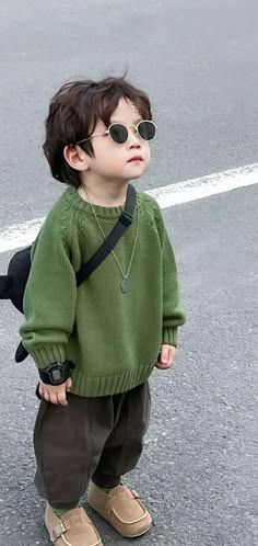 Boys Outfits Aesthetic Kids, Baby Boy Korean Outfits, Preschool Outfits Boy, Korean Baby Boy Haircut, Toddler Ootd Boys, Little Boy Outfits Aesthetic, Ootd Kids Boys Outfit, Korean Boys Outfit, 1 Year Outfit