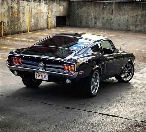 Old Mustang, 68 Mustang Fastback, 68 Mustang, Ford Mustang Classic, Luxe Auto's, 1968 Ford Mustang, 1968 Mustang, Ford Mustang Fastback, Classic Mustang