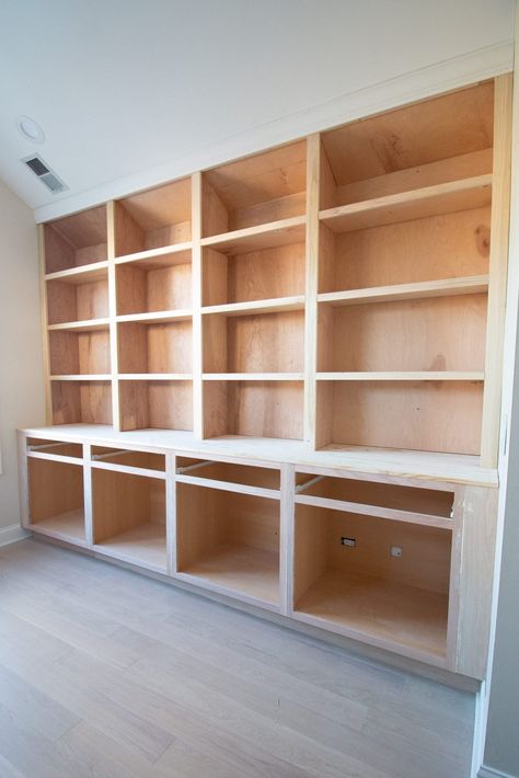 How I DIY'ed Office Built-Ins From Start to Finish How To Build Cabinets, Building Cabinet Doors, Build Cabinets, Dining Room Built In, Bookshelf Makeover, Building Kitchen Cabinets, Office Bookshelves, Diy Playroom, Office Built Ins