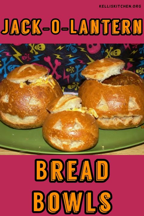 Jack-O-Lantern Bread Bowls via @KitchenKelli Jack O Lantern Bread Bowl, Halloween Bread, Tallow Candle, October Recipes, Kardea Brown, Tallow Candles, Jack O Latern, October Food, Fall Eats