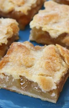 Apple Pie Bars Recipe, Photography Random, Momma Mia, Jenny Jones, Pie Bar Recipes, Apple Pie Bars, Italian Mafia, Apple Bars, Easy Apple Pie