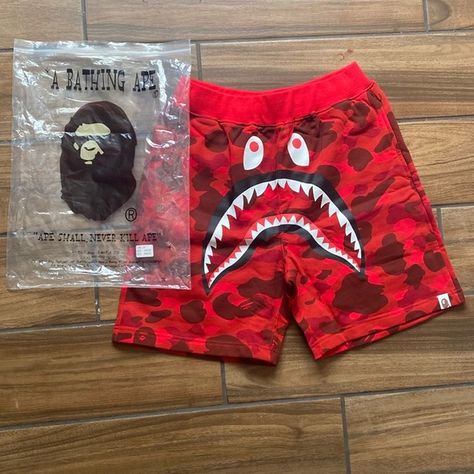 Bape hoodie Underground Clothing, Bape Hoodie, Grape Color, Denim Tears, Basketball Clothes, Stylish Hoodies, Swag Men, Style Japonais, Cool Outfits For Men