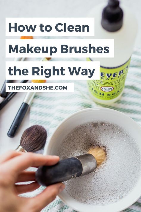 Diy Make Up Brush Cleaner Homemade, How To Disinfect Makeup Brushes, Diy Make Up Brush Cleanser, Best Way To Wash Makeup Brushes, Make Up Brush Cleaning Hacks, How To Clean Foundation Brush, How To Clean A Makeup Brush, Make Up Brush Cleaner Diy Cleaning, Washing Makeup Brushes Diy