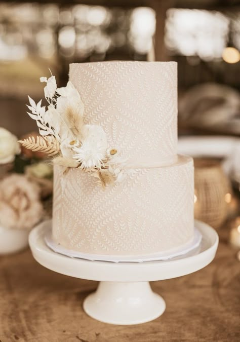 Boho Floral Wedding Cake, Tan Wedding Cake, Simple Boho Wedding Cake, Boho Cake Design, Beige Wedding Cake, Desert Wedding Cake, Nude Wedding Cake, Neutral Wedding Cake, Boho Wedding Cakes