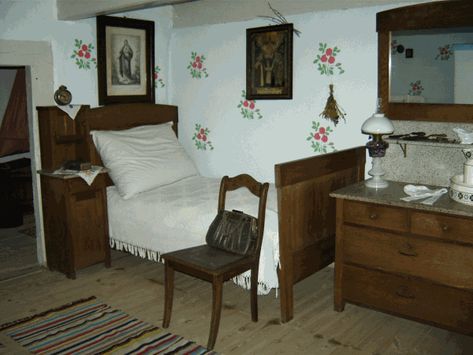 Country Farmhouse Bedroom, Retro Rooms, Cottage Aesthetic, Dream Furniture, Miniature Rooms, Traditional Rustic, House Inside, French Interior, Room Box