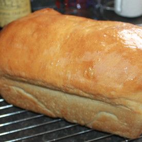 Kitchenaid Bread Recipe, English Muffins Bread Machine, Stand Mixer Bread, Amish Bread Recipes, Amish Friendship Bread Starter Recipes, Friendship Bread Recipe, White Sandwich Bread, Mouse Cupcakes, Homemade Baked Bread