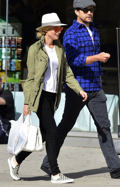 { perfect weekend outfit = white t + black pants + army green + checkered vans + hot man } Vans Checkerboard Outfit, Checkered Vans Outfit, Slip On Outfit, Vans Outfit, Checkered Vans, Vans Checkerboard, Toddler Girl Shoes, Diane Kruger, Military Style Jackets