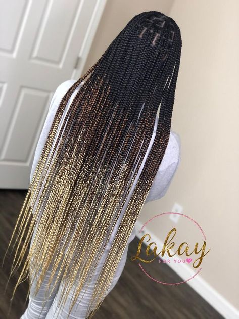 Black And 613 Knotless Braids, Small Knotless Box Braids Long With Color, Small Knotless Box Braids With Color, Two Color Knotless Braids, Thigh Length Knotless Braids, 613 Knotless Braids, Black And Blonde Knotless Braids, Ombré Knotless, Colors Braids