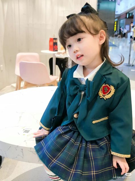 Korean Kindergarten, Korea School, Dresses Kids Girl, Girl Baby, School Outfit, Girl Dress, Korean Girl, Kids Dress