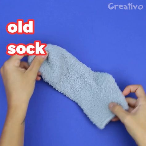 Creativo UK - How to make owls out of socks | Facebook How To Make Socks, Diy Mittens, Diy Socks, Sock Crafts, Personal Coach, Fuzzy Socks, Cute Owl, Diy Flowers, Childcare