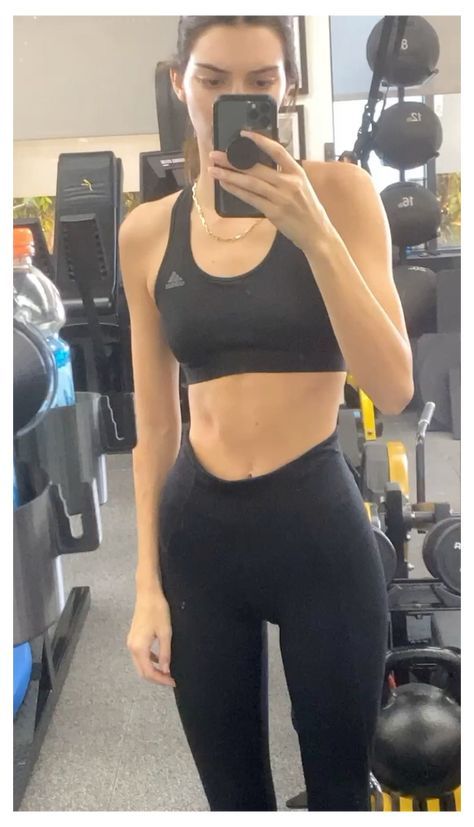 Pinterest Shuffle, Kendall Jenner Workout, Corp Perfect, Mode Ulzzang, Modele Fitness, Look Legging, Robert Kardashian, Kendall Jenner Outfits, Fitness Inspiration Body