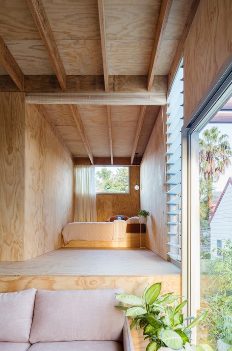 Vikki's Place - Curious Practice Architects Toronto Apartment, Indoor Courtyard, Tile Steps, Dark Wood Table, Timber Beams, Wooden Staircases, Beach Shack, Australian Architecture, New York Apartment