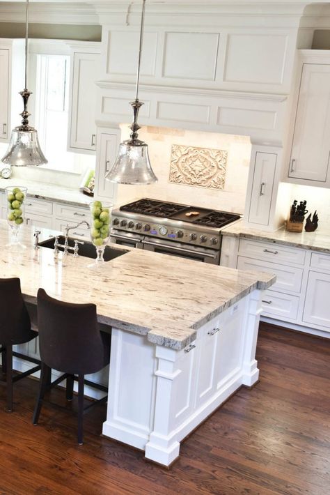 Granite With White Oak Cabinets, Kitchens With White Granite Countertops, White Cabinets Kitchen Design, White River Granite Countertops, White Cabinets Oak Floors, White Cabinets Cream Countertops, Off White Granite Countertops, Kitchen Floor With White Cabinets, Farmhouse Kitchen Granite Countertops