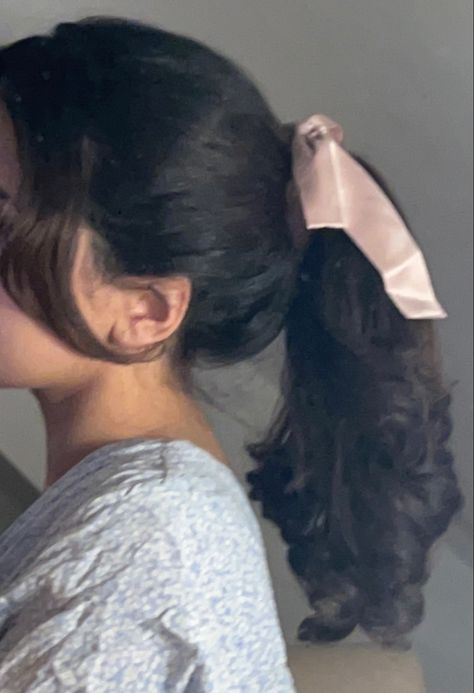 Neat Ponytail, Side Pose, Girly Hairstyles, Curly Bun, Cute Hairstyle, Hair Hairstyles, Silk Ribbon, Cute Hairstyles, Hair Inspo