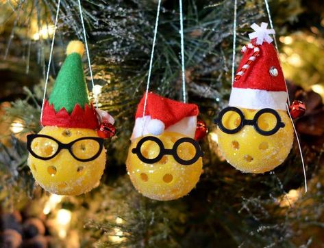 Christmas Pickleball Ornament Trio on Christmas Tree Softball Christmas Gifts, Softball Christmas, Pickleball Christmas, Weekend Crafts, Pickleball Gift, Pickle Ball, Ball Decorations, Christmas Centerpieces, Ornaments Diy