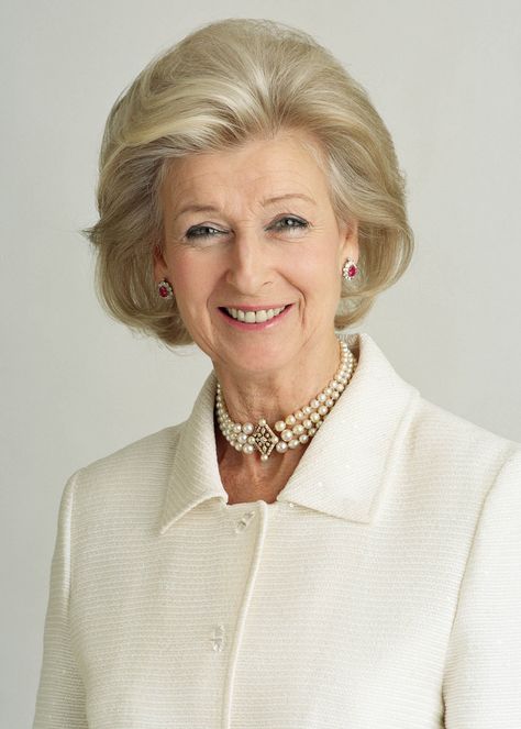 Princess Alexandra: Biography Princess Alexandra Of Kent, Alexandra Of Kent, Sophie Winkleman, Reine Elizabeth Ii, English Royalty, Elisabeth Ii, British Royal Families, Princess Alexandra, 50 And Fabulous