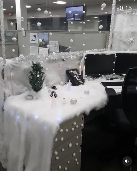 Let It Snow Cubicle Decorations, Cubical Holiday Decor Office, White Christmas Office Decor, Winter Cubicle Decorations, Office Winter Decorations, Winter Desk Decor, Office Winter Wonderland Decorations, Winter Wonderland Office Decor, Winter Office Decor