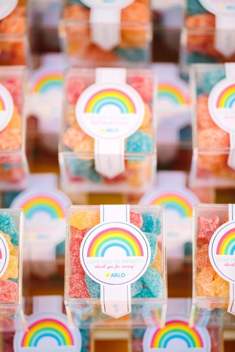 Cloud 9 Birthday Party Favors, Birthday Giveaways For Kids, Packing Candy, Giveaways Ideas, Candy Giveaway, Kids Giveaway, First Birthday Favors, Rainbow First Birthday, Time Planning