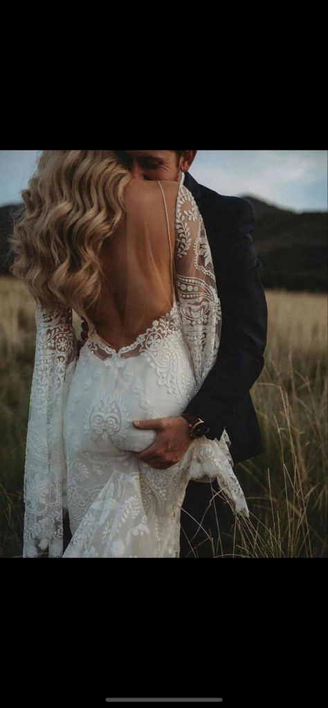 The Wedding Bliss, Country Wedding Pictures, Country Western Wedding, Western Themed Wedding, Country Theme Wedding, Boda Mexicana, Wedding Picture Poses, Dream Wedding Ideas Dresses, Future Wedding Plans