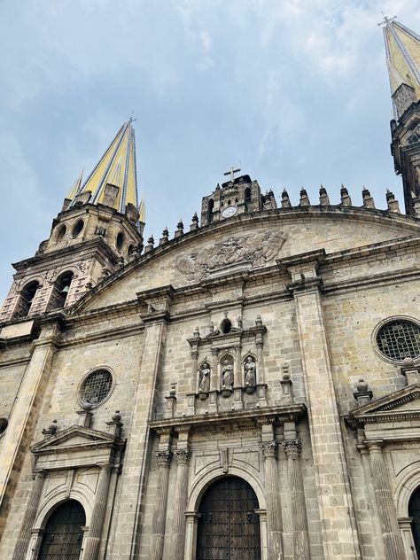 Guadalajara Cathedral, Cathedral Architecture, Mexico Travel, Travel Inspo, Barcelona Cathedral, Barcelona, Architecture, Building, Travel