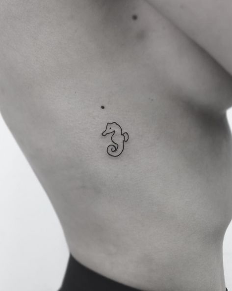 Dainty Seahorse Tattoo, Fine Line Seahorse Tattoo, Simple Seahorse Tattoo, Seahorse Tattoo Tiny, Tattoo Seahorse, Meaningful Sister Tattoos, Seahorse Tattoos, Minimal Tattoo Designs, Apple Tattoo