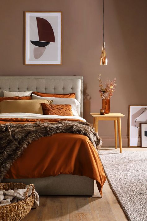 Earthy Bedroom, Bedroom Orange, Brown Bedroom, Fall Bedroom, Bedroom Color Schemes, Redecorate Bedroom, Spare Bedroom, Room Inspiration Bedroom, Room Ideas Bedroom