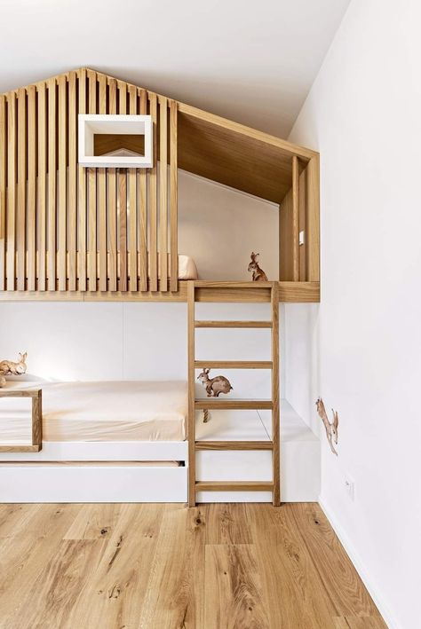 Kid Room Loft Bed, Japandi Loft Bed, Loft Ideas For Small Rooms, Mezzanine Playroom, Mezzanine Kids Bedroom, Space Saving Kids Bedroom, Small Kids Room For Two, Wall To Wall Bed, Tiny Toddler Room