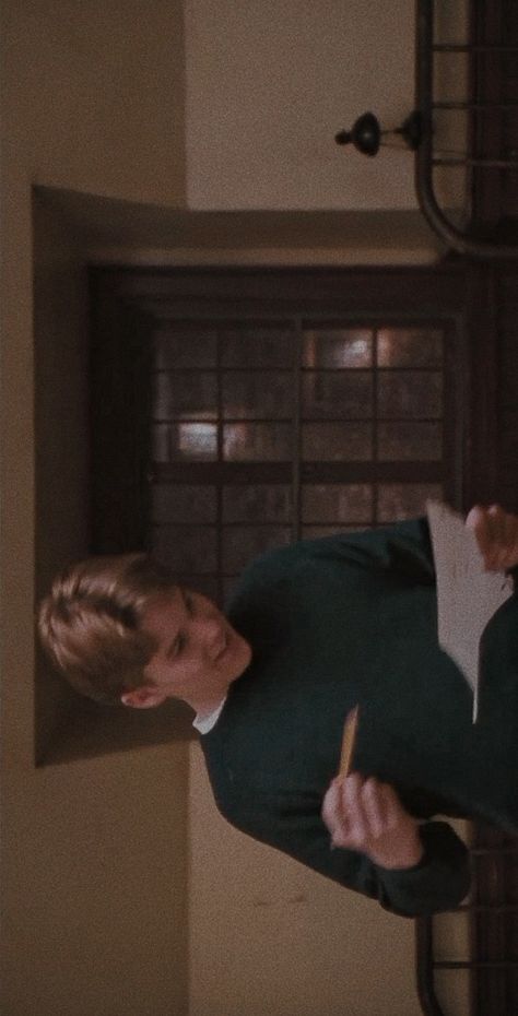 comfort character Todd Anderson Wallpaper, Todd Anderson Aesthetic, Anderson Aesthetic, Todd Anderson, Dead Poets Society, Aesthetic Wallpaper, Poets, Aesthetic Wallpapers